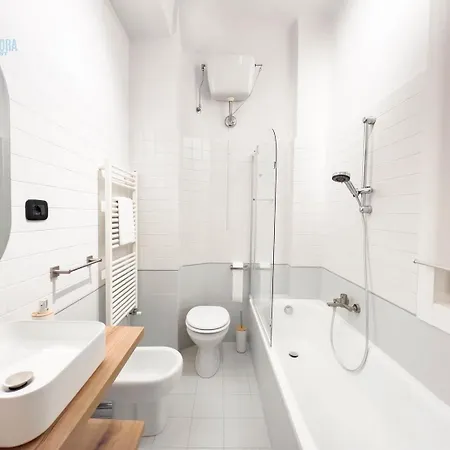 Apartment Corso Italia 7 Tirabora Short Rent *